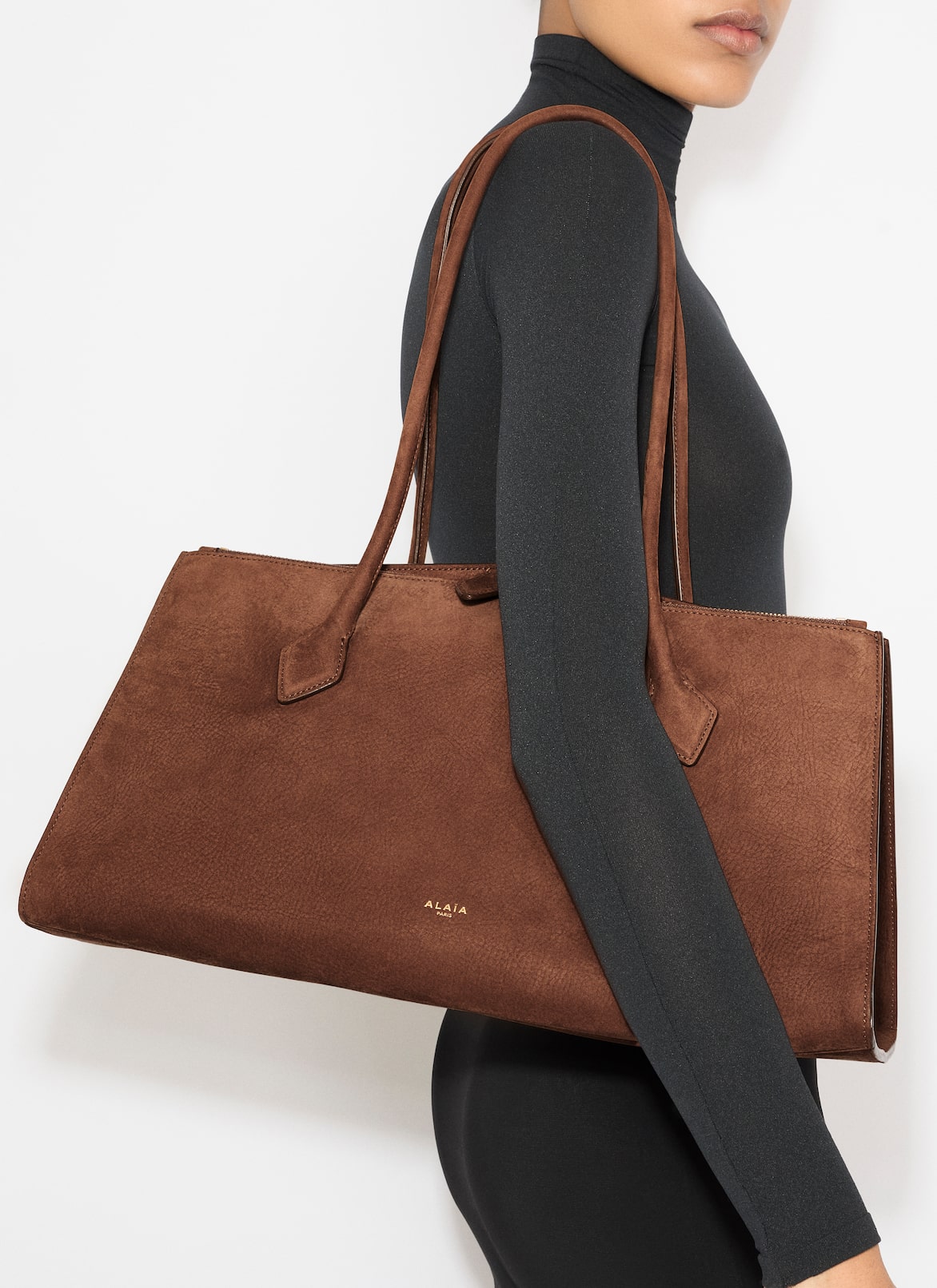 SAC LE TECKEL TOTE EN NUBUCK  ALAÏA MARRON SAC LE TECKEL TOTE EN NUBUCK